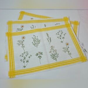 Bee & Willow 3 Placemats